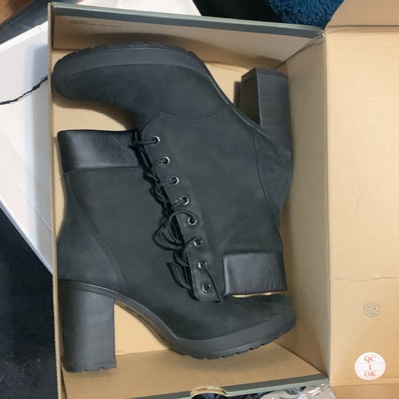 Women’s Timberland heeled boots black - Picture 10 of 11